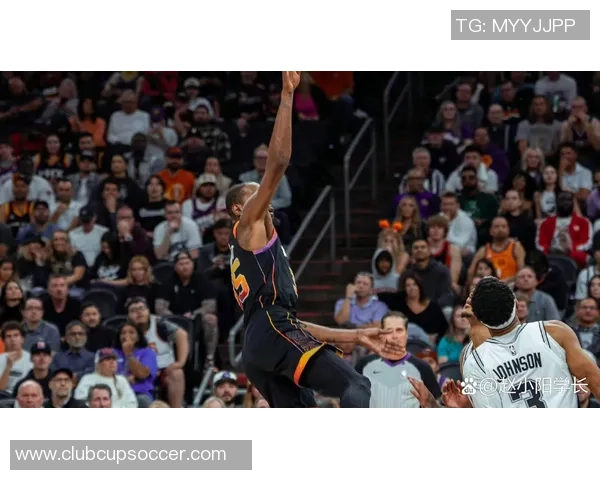 2015年NBA总决赛回顾马刺与步行者的经典对决与精彩瞬间分析