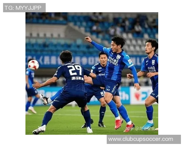 大阪樱花与大阪钢巴的激烈对决谁能在这场城市德比中笑到最后